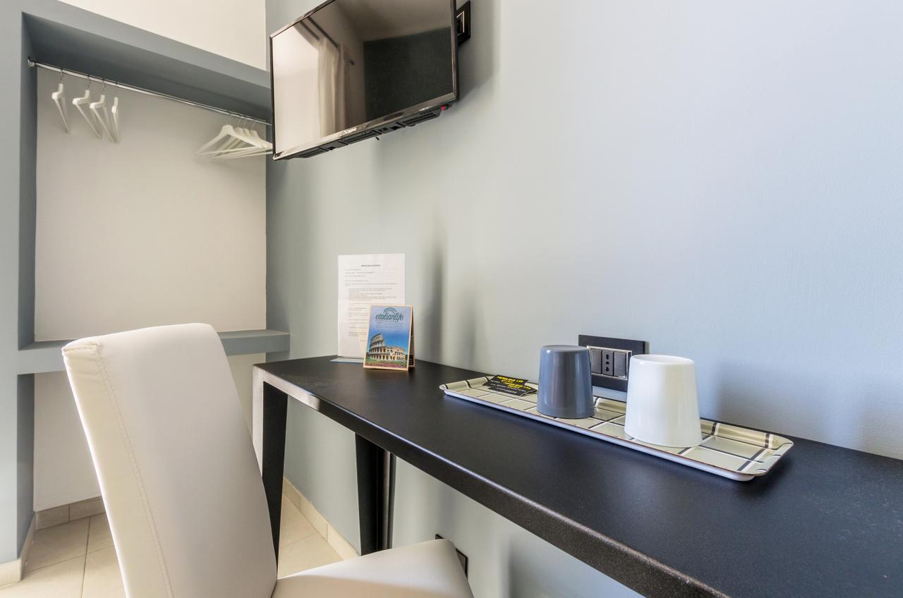 Merulana 139 Suites Рим Екстериор снимка
